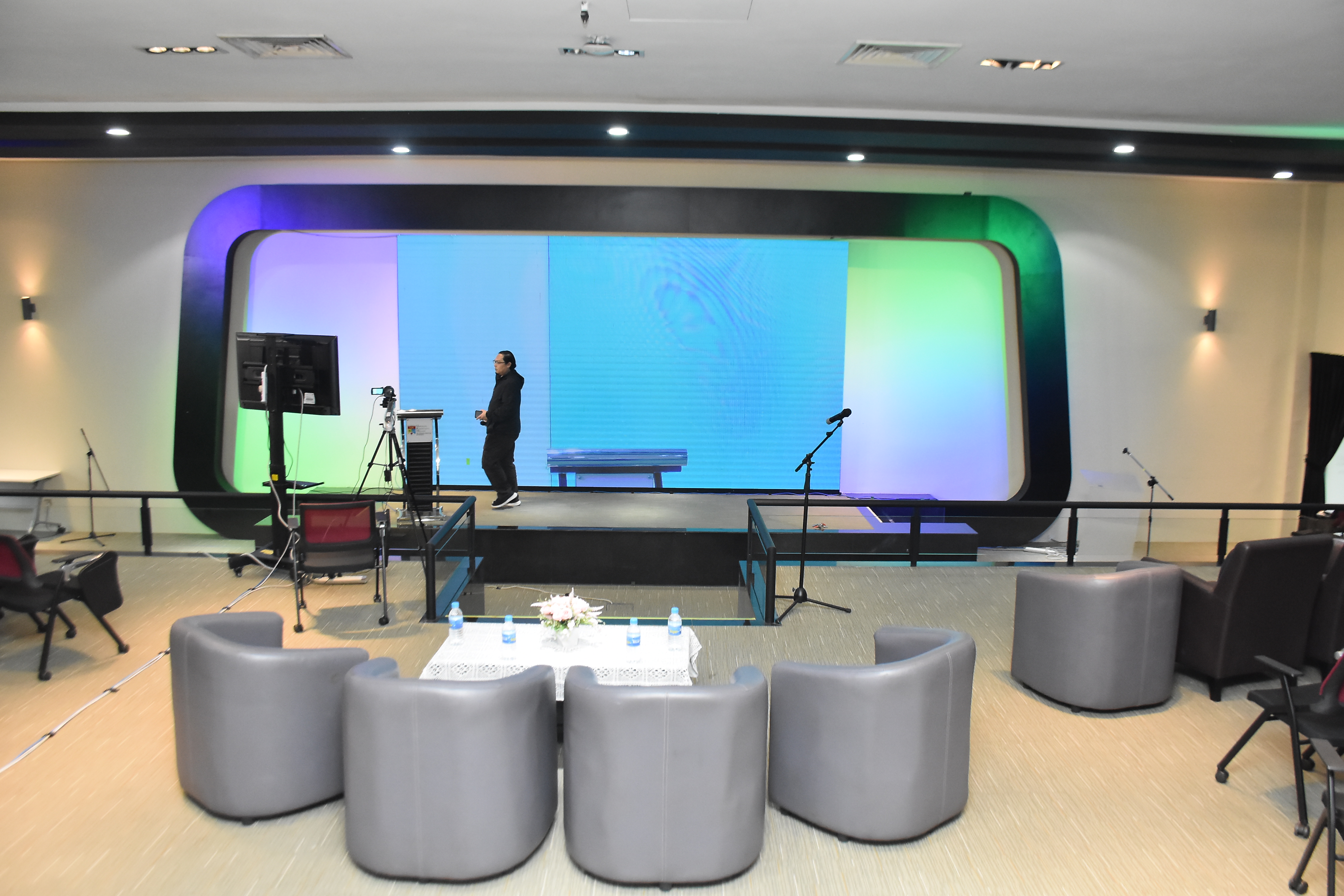 1 Navigating Blockchain And Cryptocurrency For A Safer Society